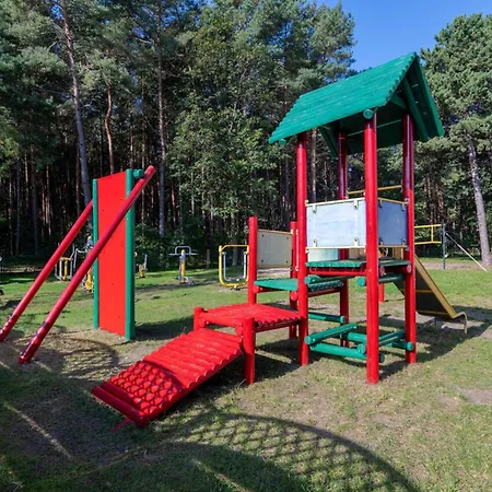 Ow Carbo - W Sąsiedztwie Lasu I Jeziora *