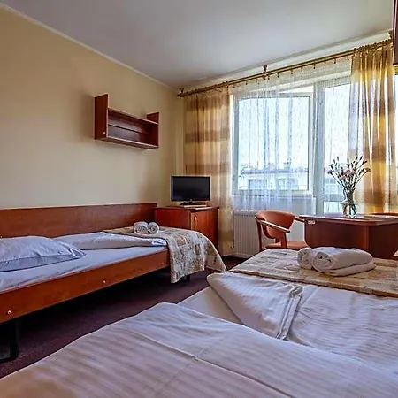 Θέρετρο Ow Carbo - W Sasiedztwie Lasu I Jeziora Dąbki