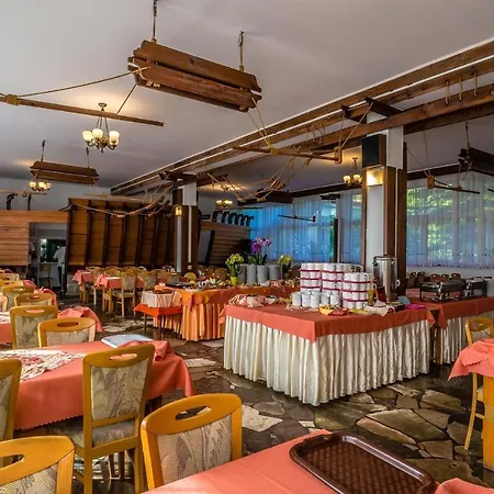 Ow Carbo Dabki - W Sasiedztwie Lasu I Jeziora Resort Dabki