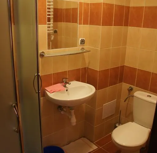 Üdülőközpont Ow Carbo - W Sasiedztwie Lasu I Jeziora Dąbki