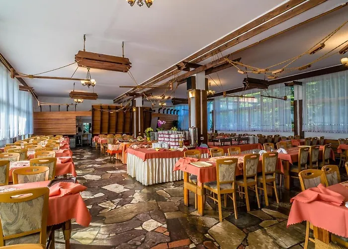 Üdülőközpont Ow Carbo - W Sasiedztwie Lasu I Jeziora *